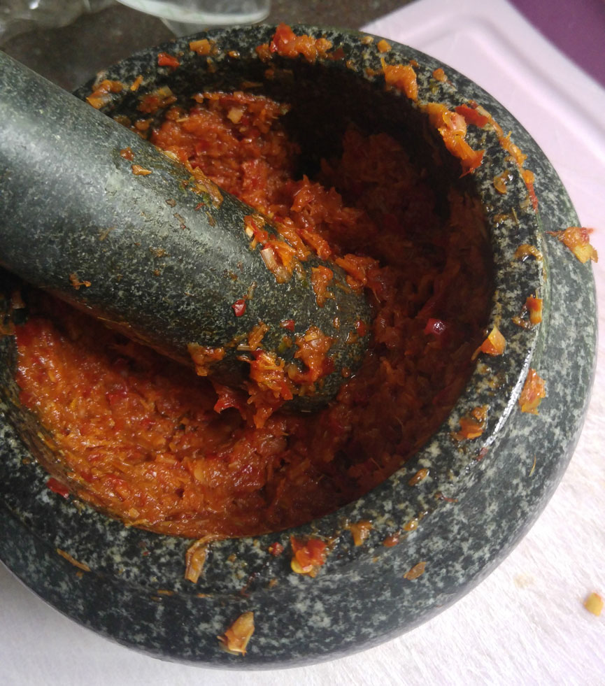 A homemade curry paste. Nothing can compare.