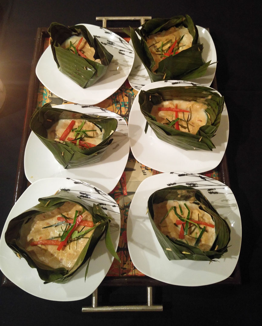 The winning dish of Steamed Fish Curry.