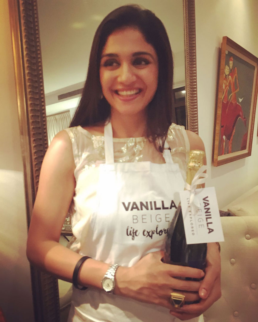 Hostess with the Mostest Mehru with our Thank You gift. Enjoy!