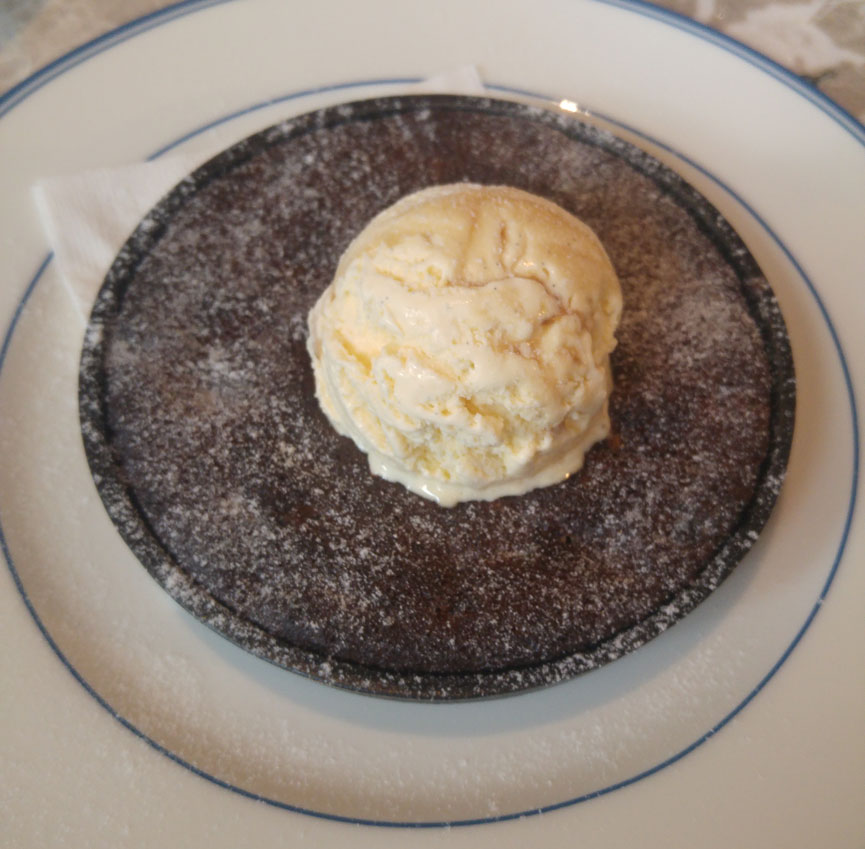 Fynn's Skillet Cookie