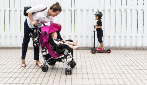 How to manage two (or more!) kids and car seats in taxis