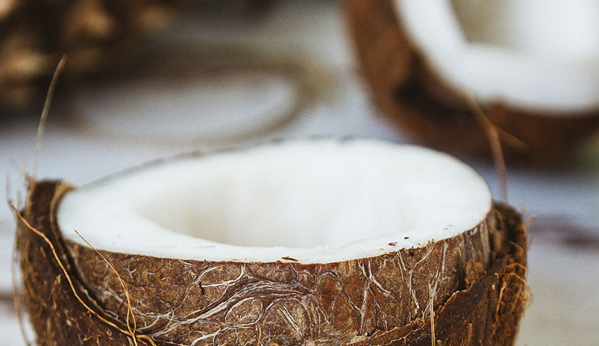 Clean Beauty kitchen remedies - coconut