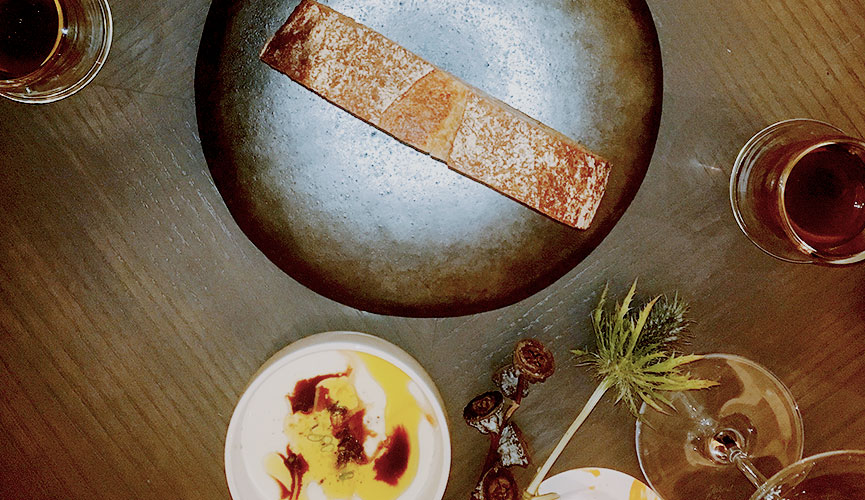 Nouri bread and broth