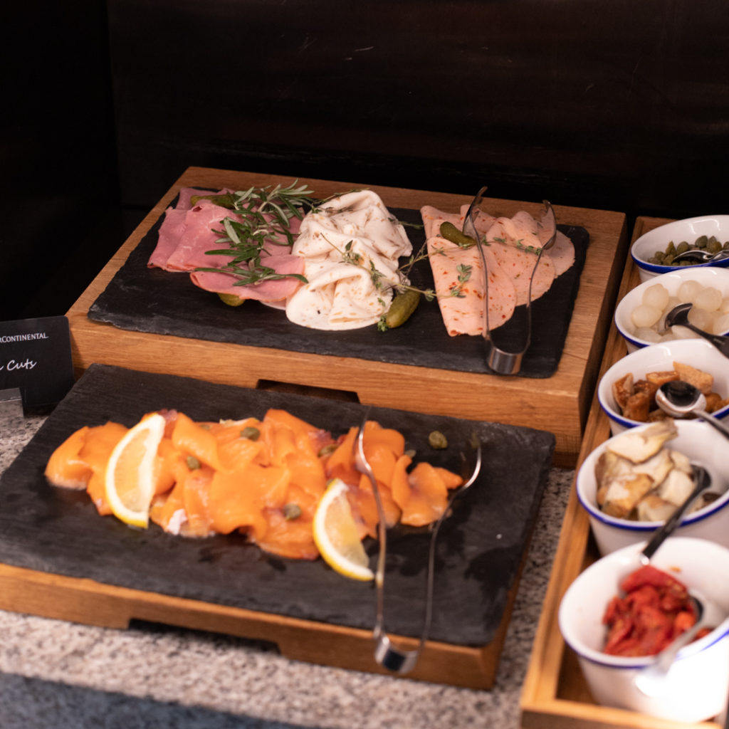Canapés at Club InterContinental Lounge